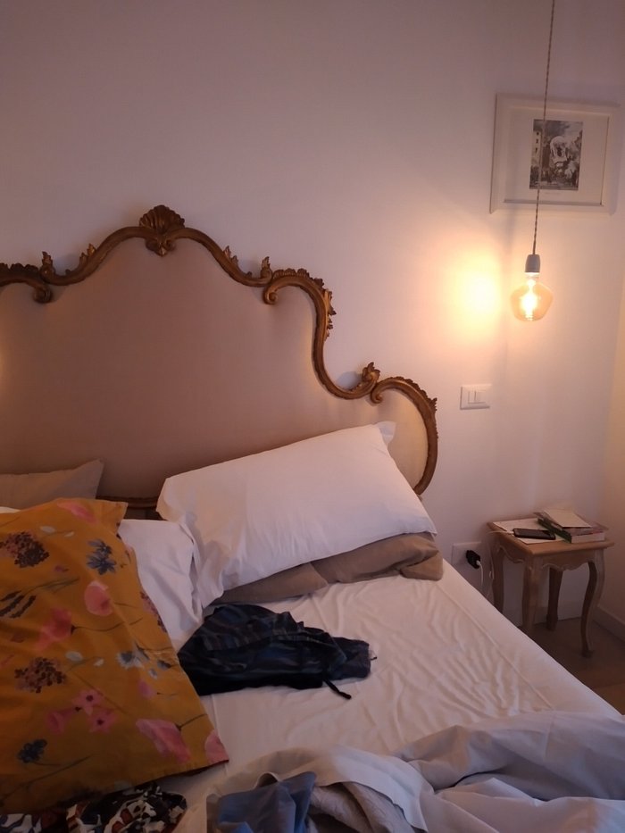 Comodissimo Mini comodino da letto