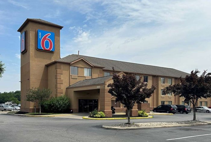 Motel 6 Michigan Rd Indianapolis