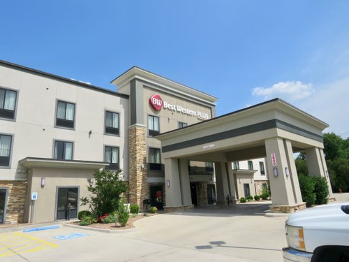 BEST WESTERN PLUS ARDMORE INN & SUITES - Updated 2024 Prices & Hotel ...