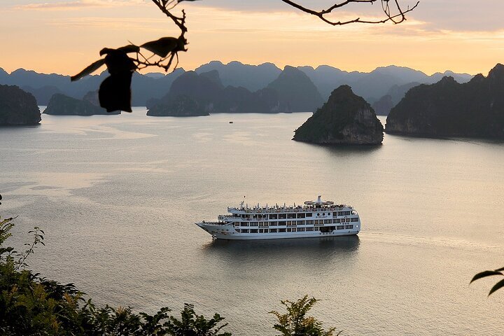 2024 Hanoi Halong Bay 2 Days 1 Night Luxury Starlight Cruise   Caption 