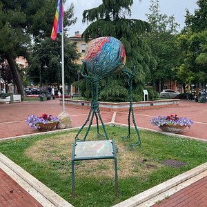 Fontana delle Sirene, 95 anni di eterna gioventù - La Piazza  Notizie,  Politica, Economia, Cultura e Società dalla Provincia di Rimini e  Pesaro-Urbino