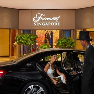 Welcome to Fairmont Singapore