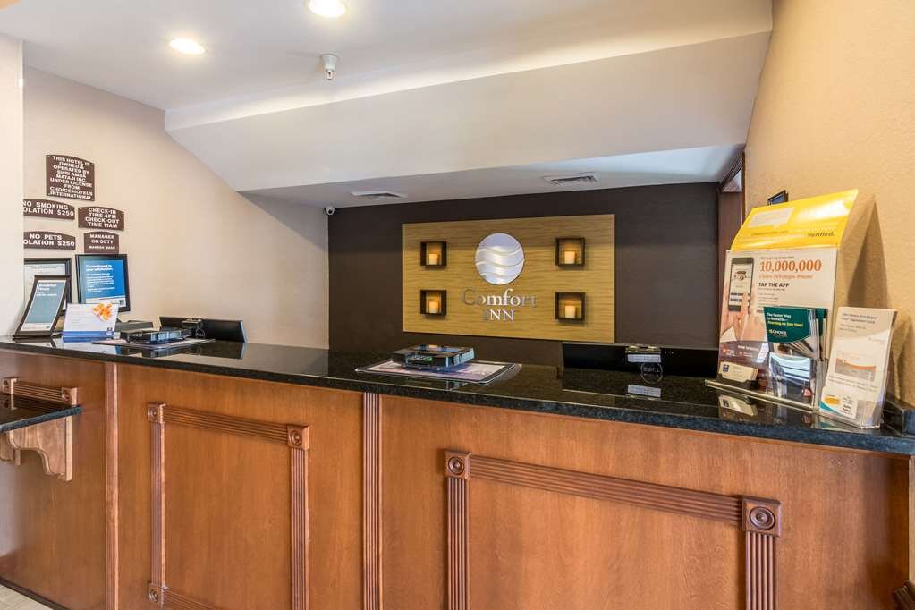 COMFORT INN SUITES PANAMA CITY MALL Updated 2024 Prices Reviews   Front Desk 