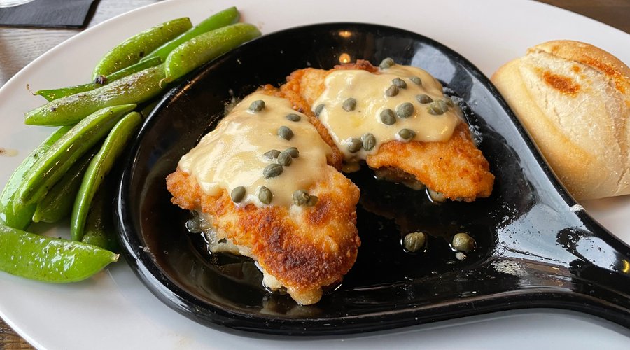Piccata chicken and sugar snap peas
