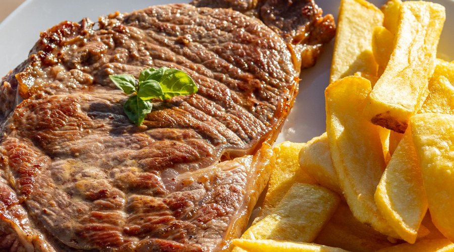 Entrecot con papas fritas