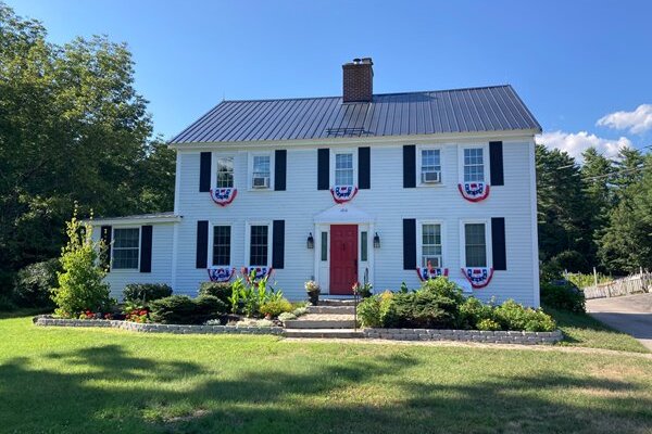 The 1810 House Bed and Breakfast Main House.