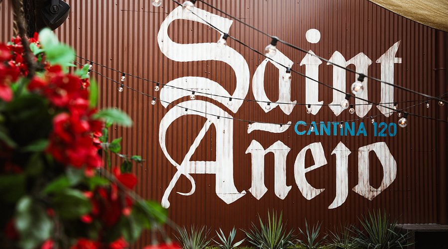Saint Añejo