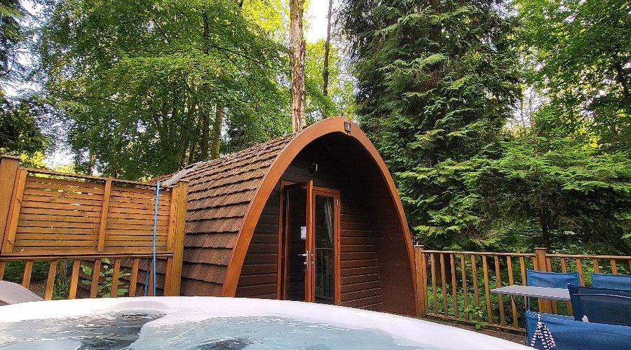 Brokerswood Holiday Park – Luxury Woodland Lodges Near Longleat Safari Park