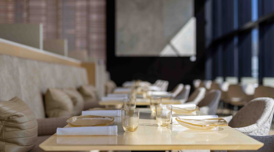 BEIGE Alain Ducasse image 2 - Full view
