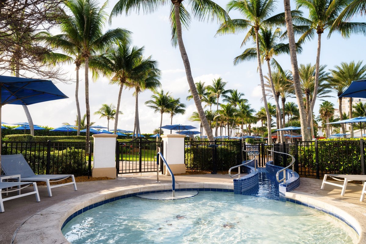 Marriott's Ocean Pointe, A Marriott Vacation Club Resort Pool Pictures