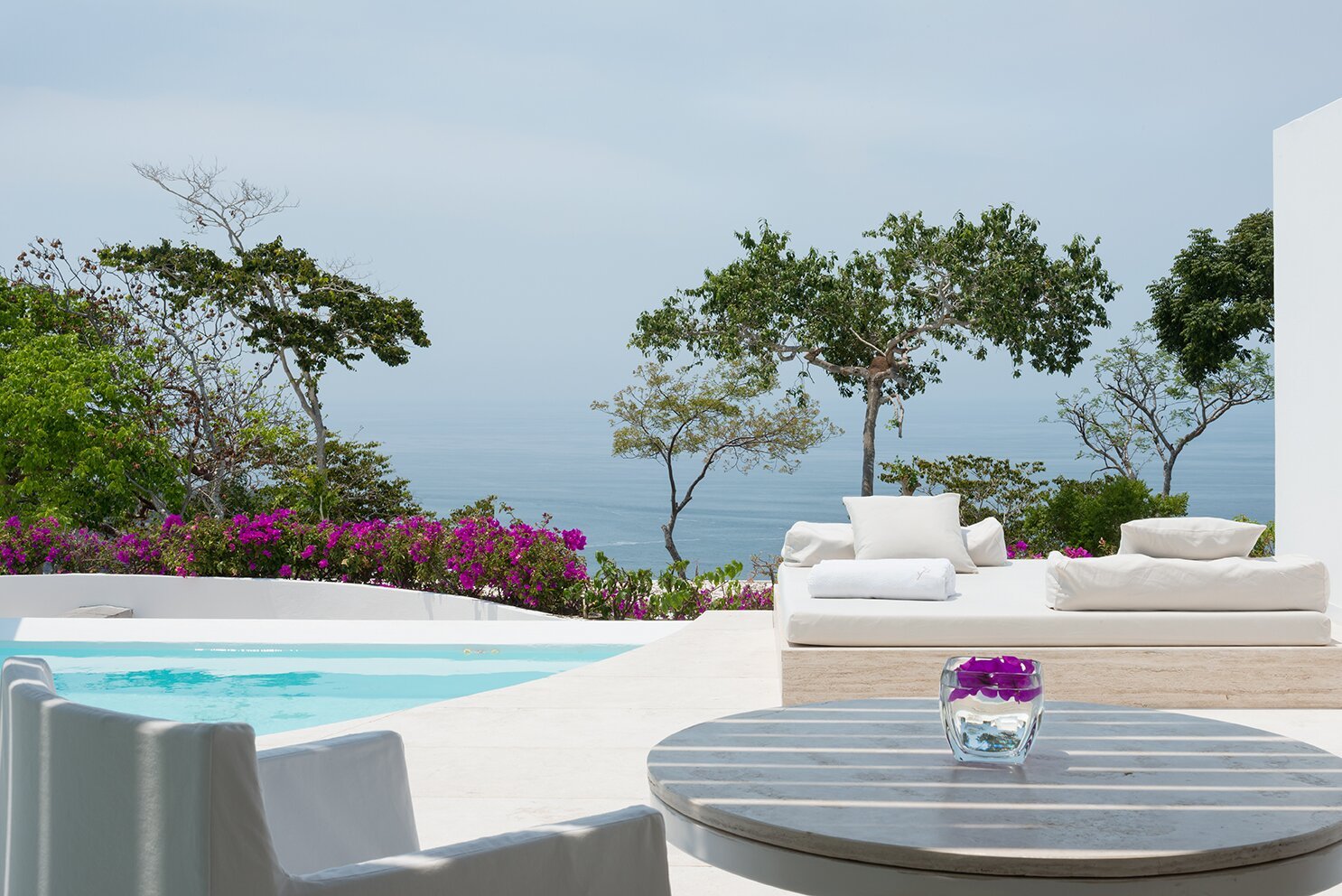 Encanto Acapulco by null