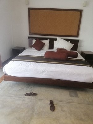 Refresh hotel hikkaduwa 3. Amani Vagator 3*.