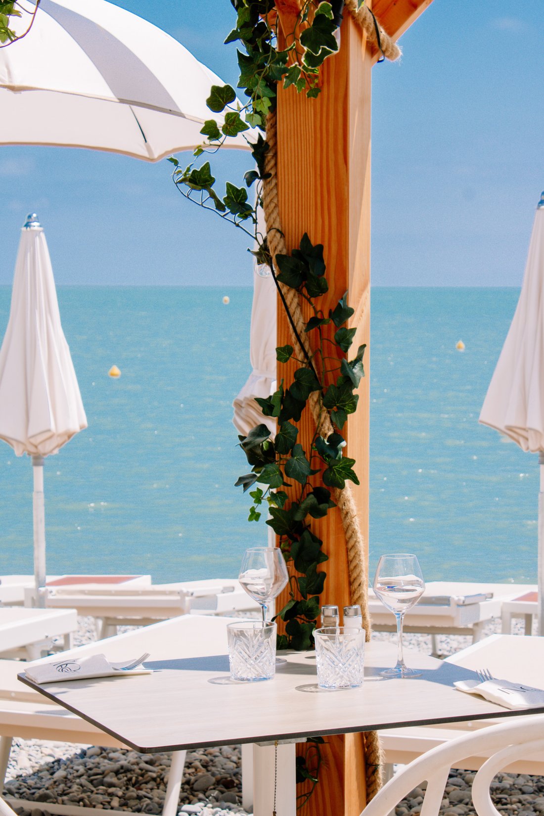 INO PLAGE, Cagnes-sur-Mer - Menu, Prix, Restaurant Avis & Réservations -  Tripadvisor