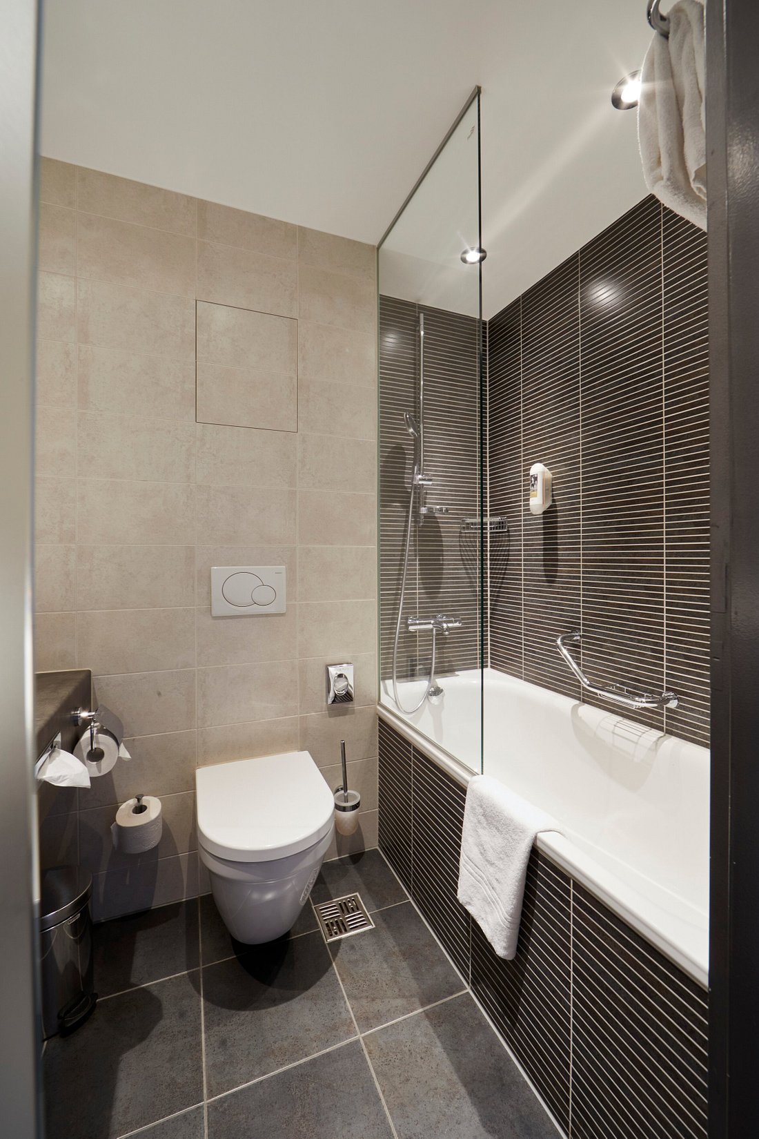 Versteckter Safe - Picture of 25hours Hotel The Circle, Cologne -  Tripadvisor