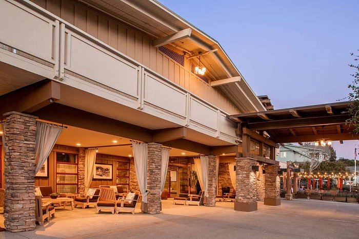 The Lodge at Tiburon™ - A Marin County Hotel