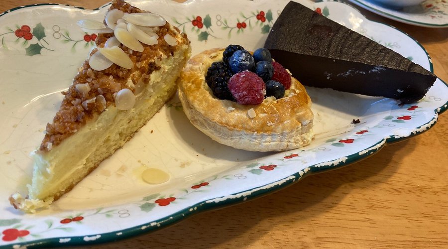Le Vingt-trois Cafe & Bakery