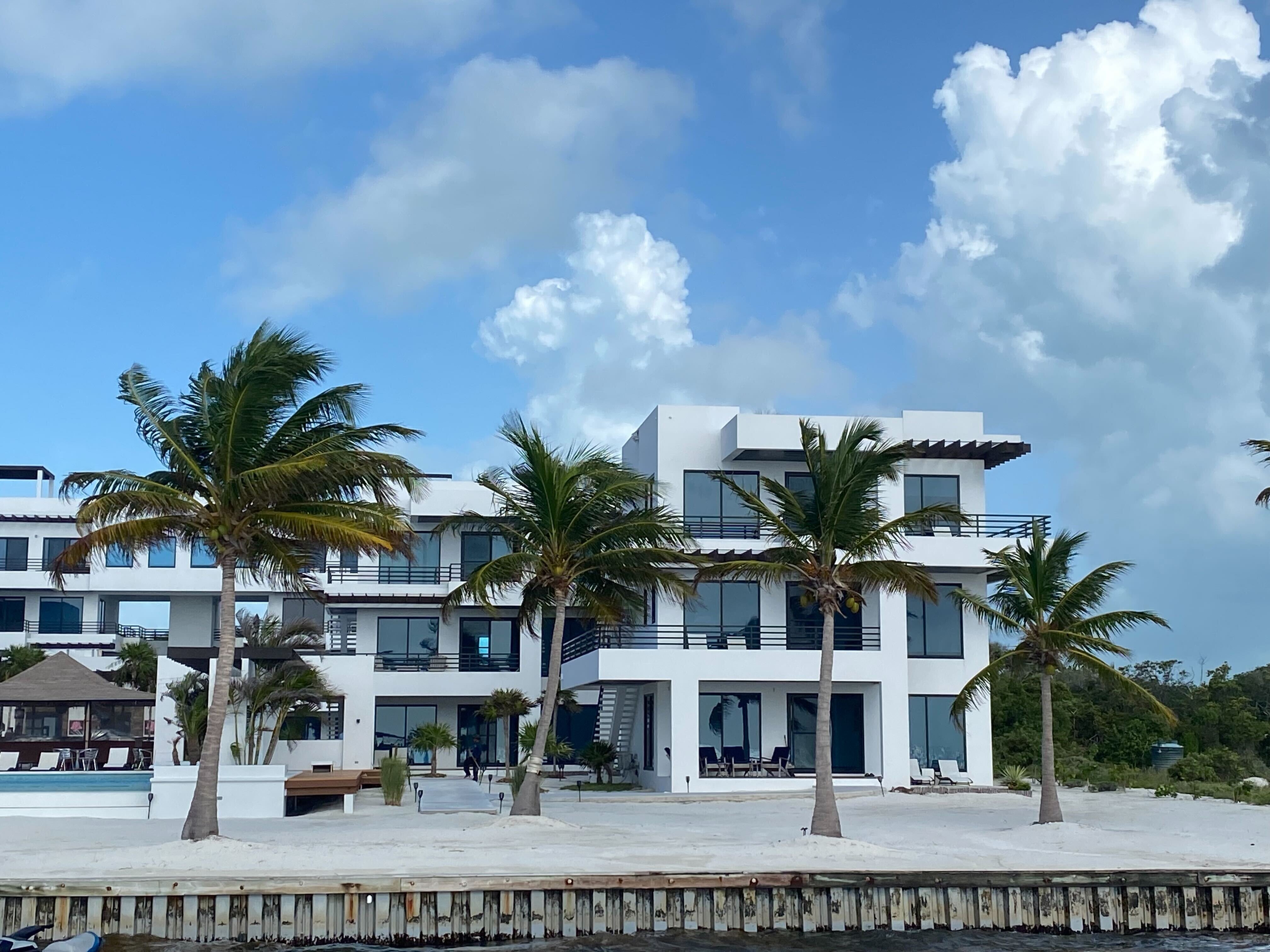 Blu Zen Caye Caulker Rooms: Pictures & Reviews - Tripadvisor