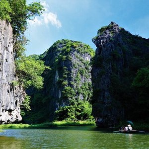 Bich Dong Pagoda in Tam Coc: The Ultimate Guide - Travelers and dreamers