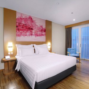 fabroom offers a spacious 65 sqm accommodation with a balcony facing the scenic city view.  Featuring a comfortable king or 2 single beds, ensuite bathroom, Google Nest, a living room, cozy sofa bed, wall mounted 43" TV with 40 channels, dining room, cooking facilities and cutleries, and a full-sized fridge. These modern designed rooms are ideal to meet travelers' needs for both leisure and business.