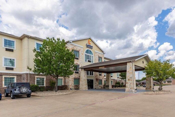 COMFORT INN & SUITES $101 ($̶1̶1̶3̶) - Prices & Hotel Reviews ...