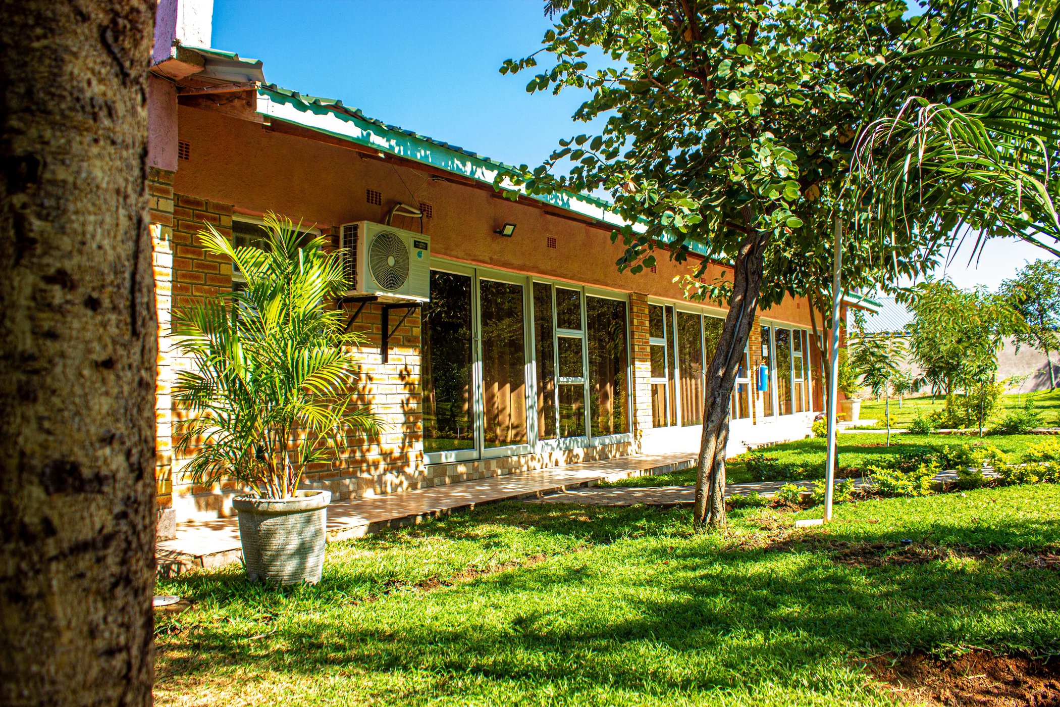Luna lodge Kadoma image