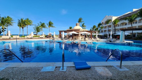 EXCELLENCE RIVIERA CANCUN - Updated 2023 Prices & Resort (All-Inclusive ...