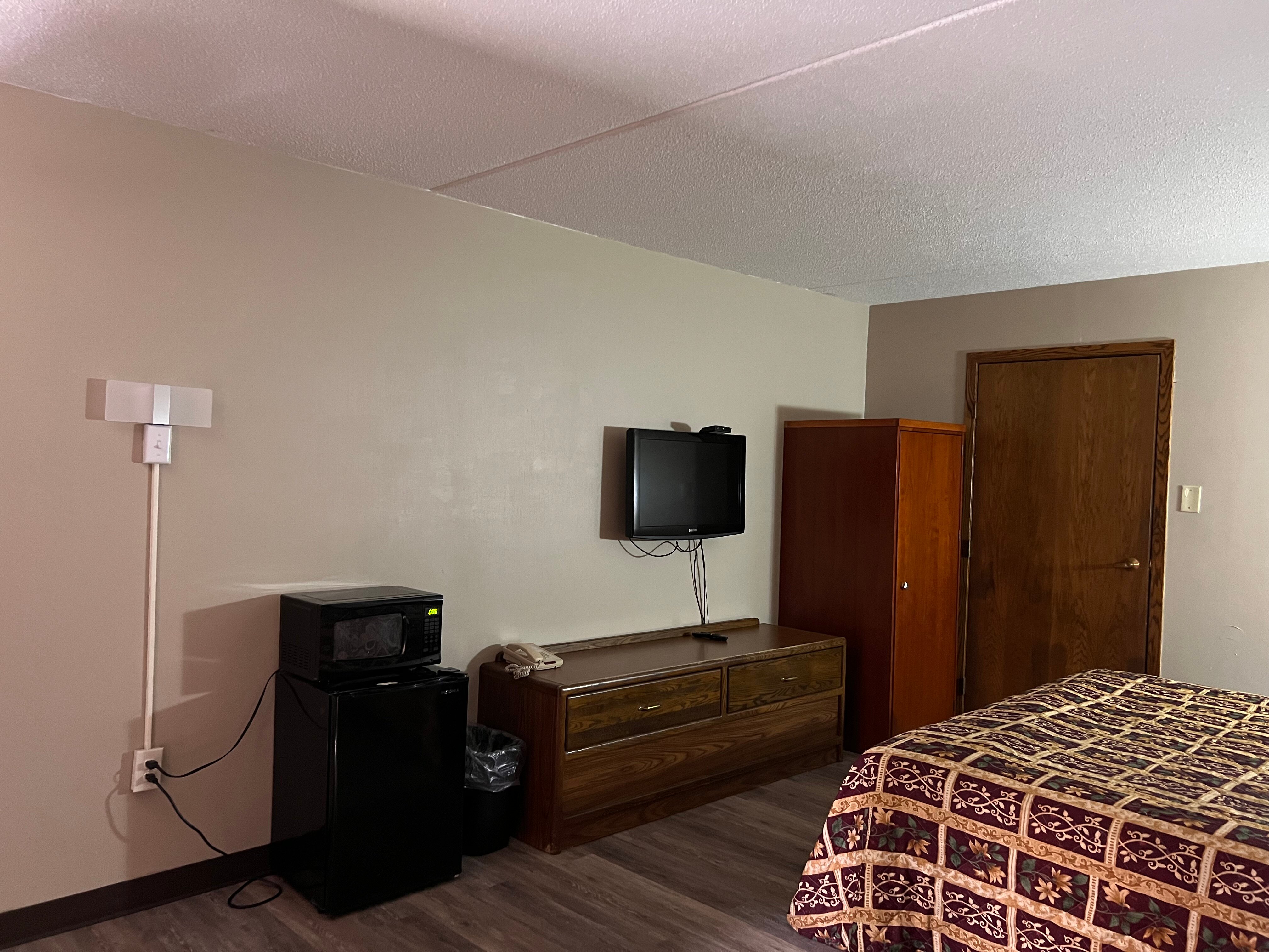 DEVILS LAKE INN Dakota Del Norte Opiniones Comparaci N De Precios   King Bed 