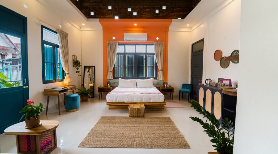 Mandarin Room - King size bed