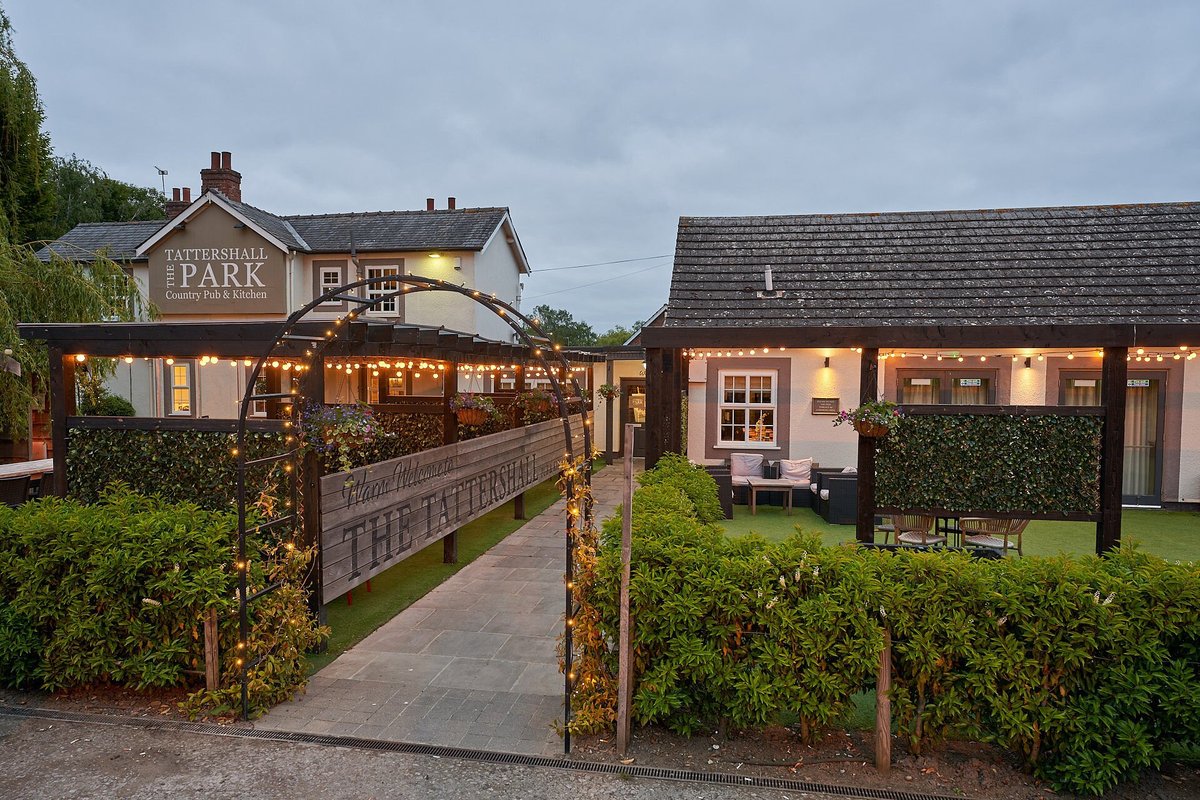 TATTERSHALL PARK COUNTRY PUB AND DINING - Updated 2024 Restaurant ...