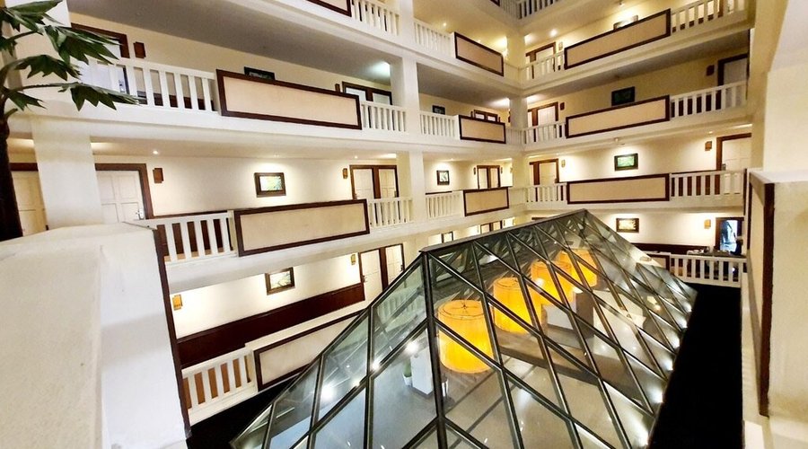 The Hotel has a single corridor with a skylight from the ceiling