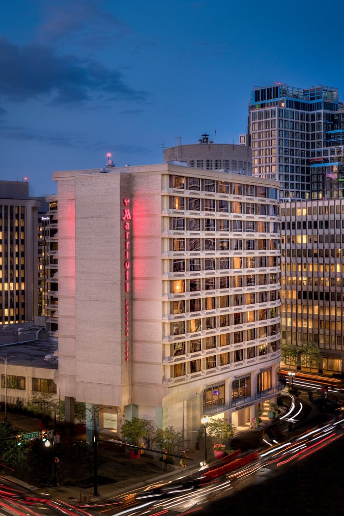 CRYSTAL CITY MARRIOTT AT REAGAN NATIONAL AIRPORT - Updated 2023 ...