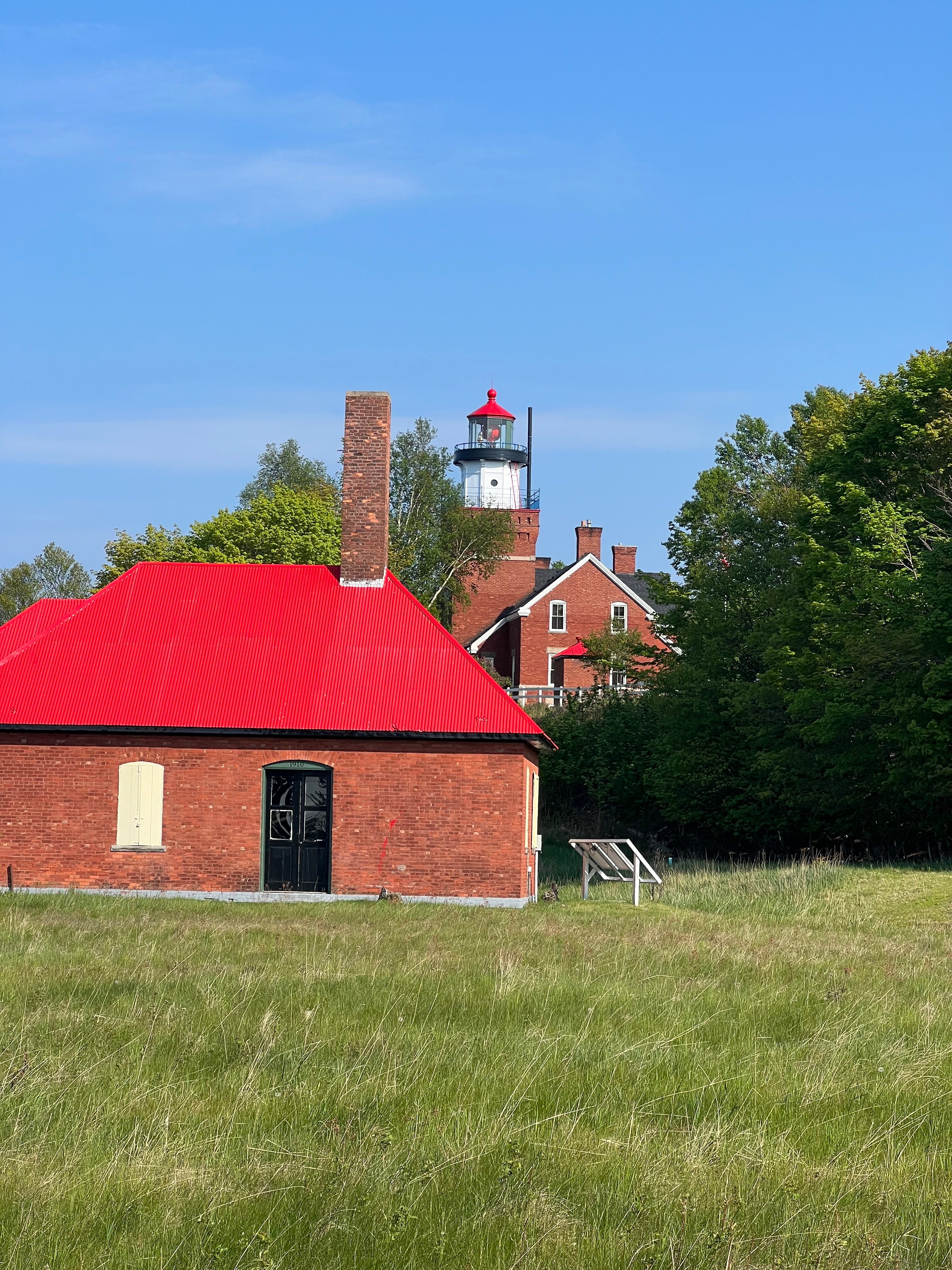 BIG BAY POINT LIGHTHOUSE BED AND BREAKFAST - Updated 2023 Prices & B&B ...