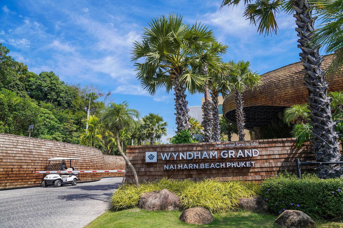 Wyndham grand nai. Wyndham Grand Nai Harn Beach Phuket. Wyndham Grand Nai Harn Beach. Wyndham Grand Nai Harn Beach Phuket 5*.