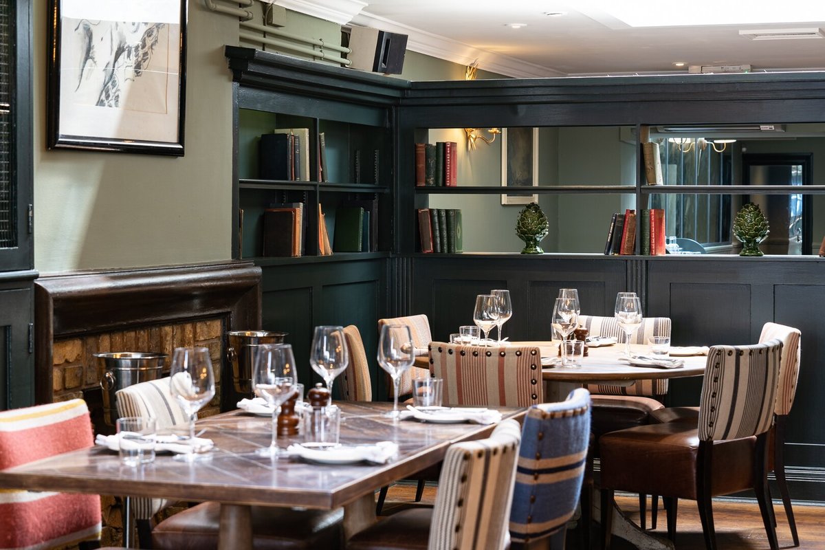 THE BUILDERS ARMS CHELSEA, London - Chelsea - Updated 2024 Restaurant ...