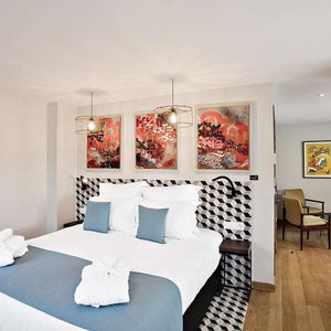 Guest room