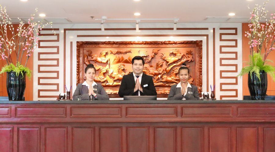 Receptionist