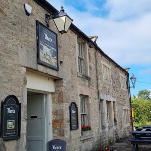 The Fleece Inn - Pub Food & Drink - Dolphinholme - Lancaster