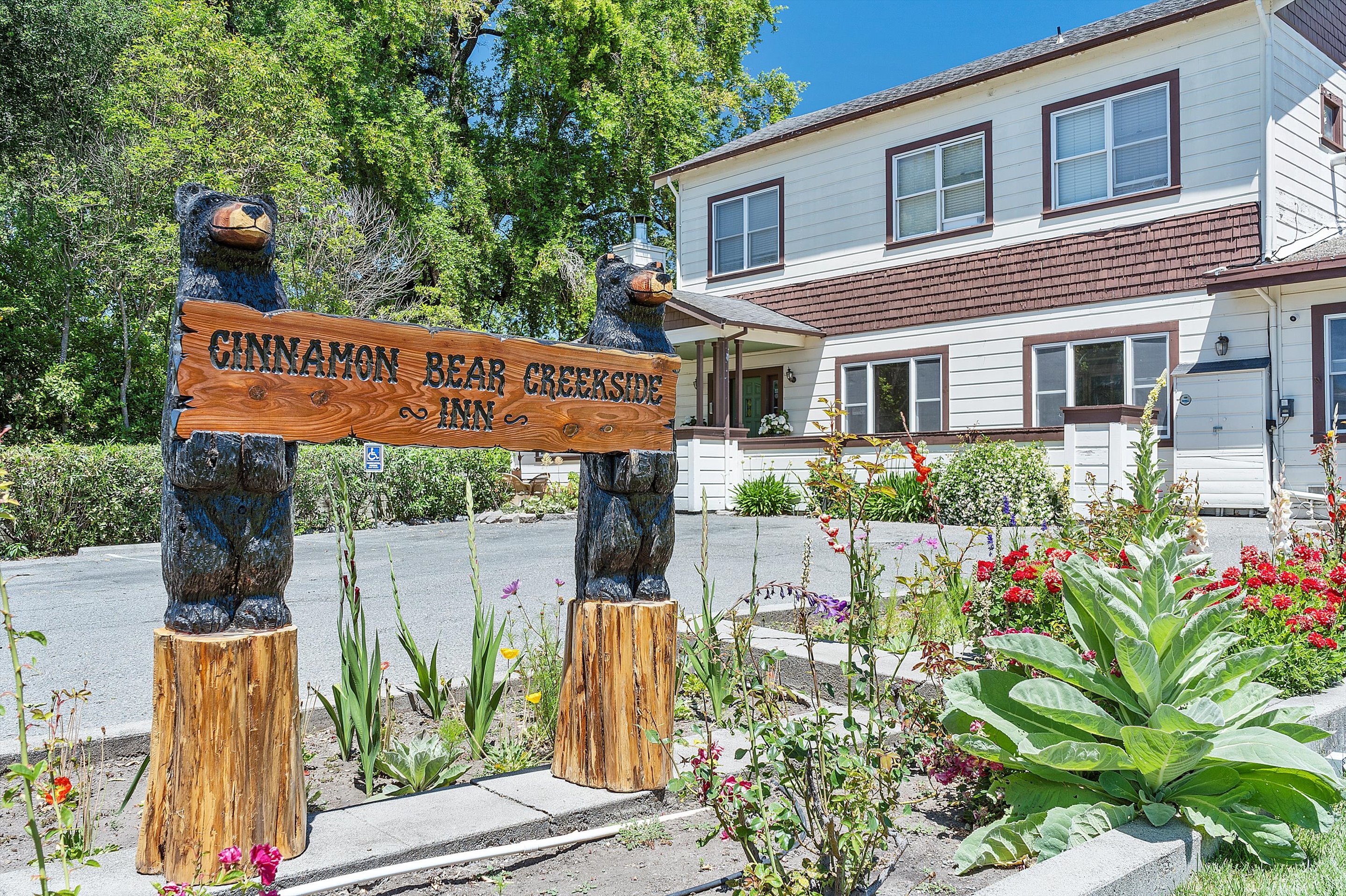 CINNAMON BEAR CREEKSIDE INN - Prices & Reviews (Sonoma, CA)