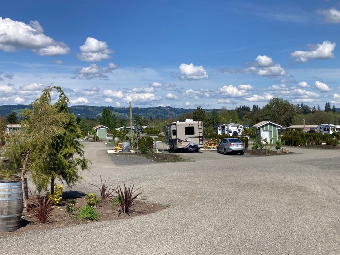 DUNDEE HILLS RESORT - Campground Reviews (OR)