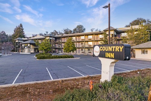 Country Inn Sonora image