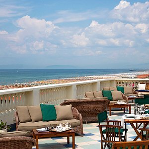 Blu Bar terrazza vista mare dell'Hotel