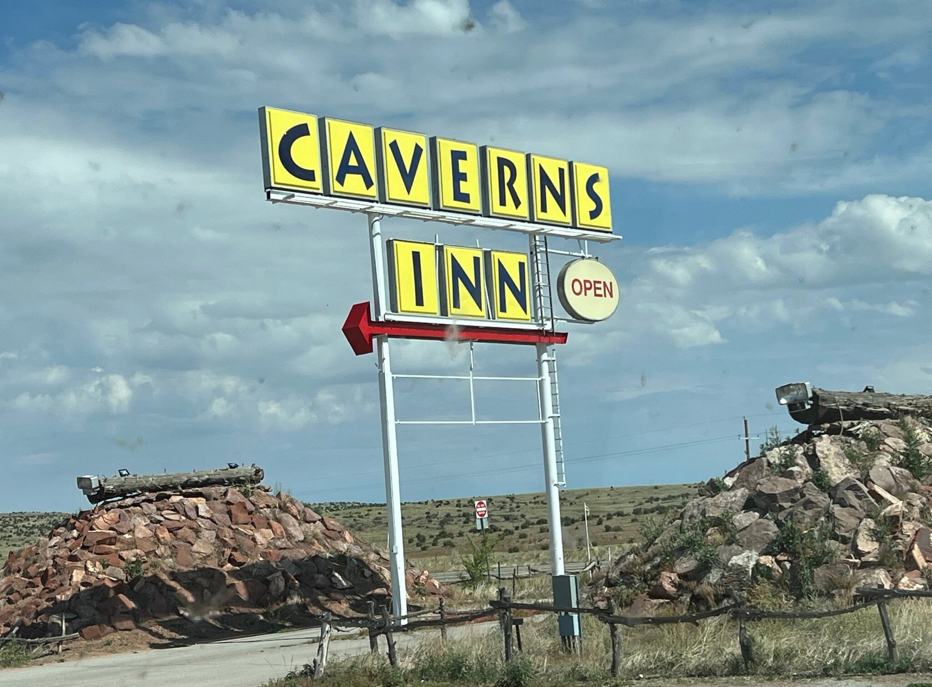 Grand Canyon Caverns Inn by null