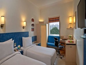Room & Suite