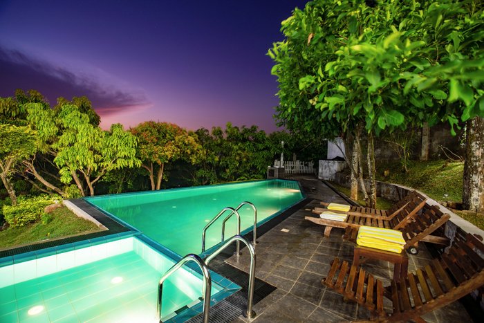 The Kandyan Villa Pool: Pictures & Reviews - Tripadvisor