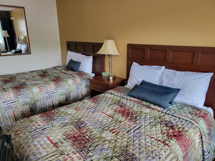 COUNTRYSIDE INN - Specialty Inn Reviews (Lake George, NY)