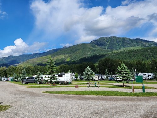 FERNIE RV RESORT - Updated 2023 Prices & Campground Reviews (British ...