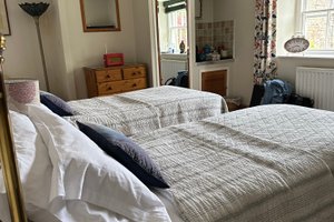 Room & Suite