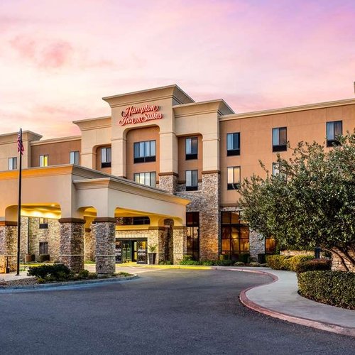 THE 10 BEST Elk Grove Hotel Deals (Aug 2023) - Tripadvisor