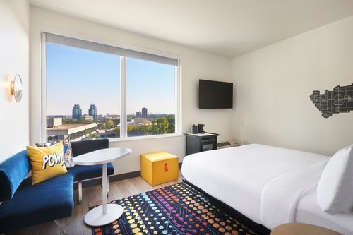 ALOFT ATLANTA PERIMETER CENTER $123 ($̶1̶3̶1̶) - Updated 2023 Prices ...