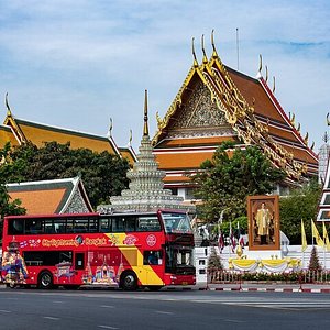 THIPSAMAI ICONSIAM, Bangkok - Khlong Ton Sai - Restaurant Reviews, Photos &  Phone Number - Tripadvisor